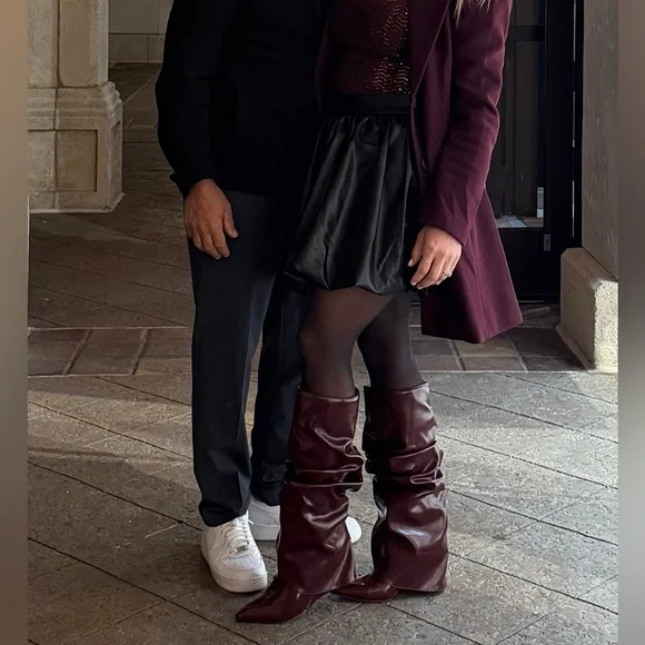 Boots Burgundy - Picture 7 of 9